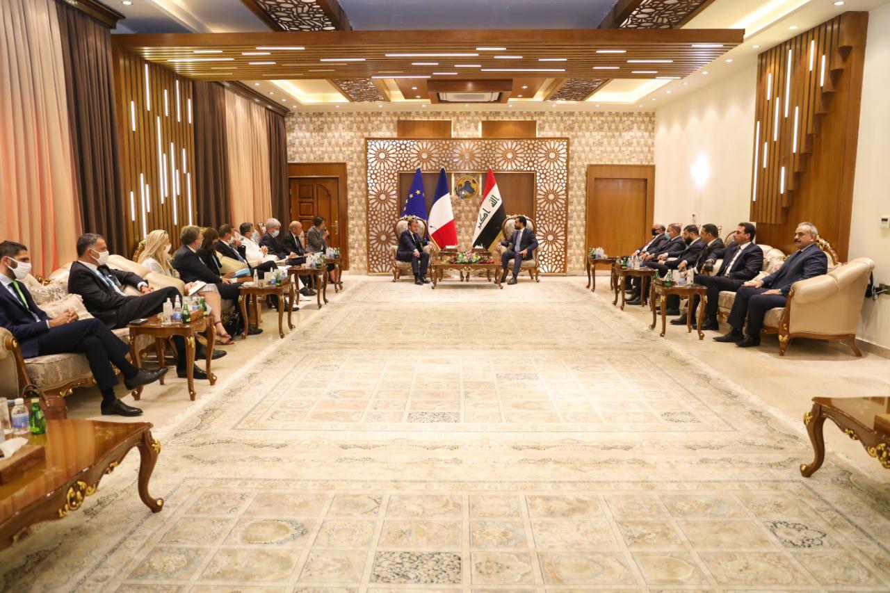 الحلبوسي يؤكد لـ ماكرون على اهمية تعزيز الدبلوماسية البرلمانية بين العراق وفرنسا