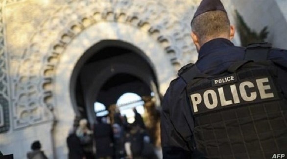 إغلاق 9 مساجد يستغلها متطرفون في فرنسا