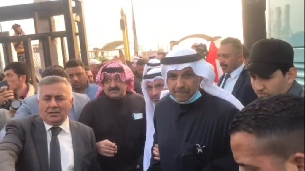 المنتخب الكويتي يصل الى البصرة عبر منفذ سفوان