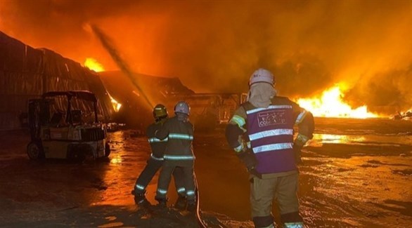 السيطرة على حريق مستودعات ميناء عبد الله في الكويت
