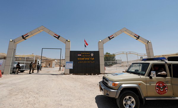 نائب سابق: اعادة مسك المعابر الحدودية سيدعم موازنة العراق بـ 10 ترليونات دينار