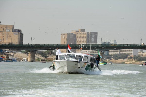 النقل النيابية تكشف تفاصيل التكسي النهري في بغداد والمحافظات